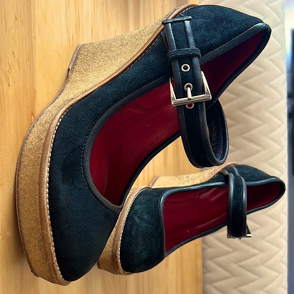 COPY - Cesare Paciotti shoes made in Italy. Size 38 1/2 used in great condition.